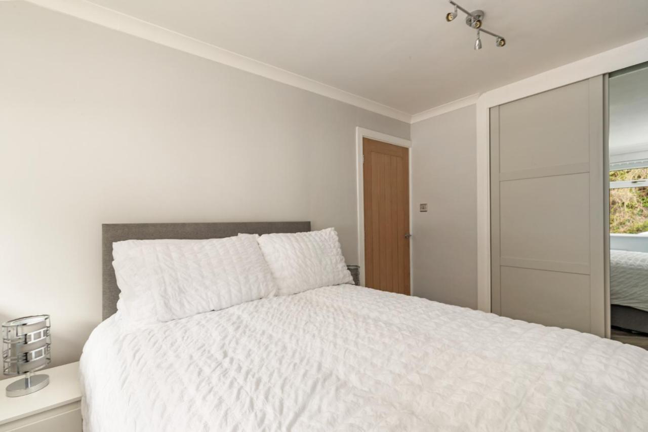 Pleasant View - Direct Beach Access, Sea Views And Parking Saundersfoot Buitenkant foto